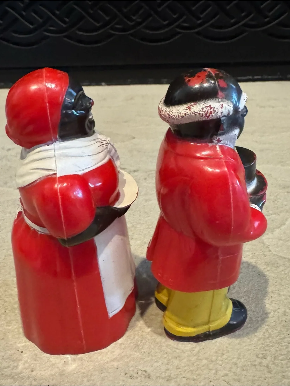 Vintage Black Americana F&F Mold & Die Salt & Pepper Uncle Moses Aunt Jemima